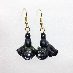 Vtg Creepy Cute Black Cat Dangle Earrings